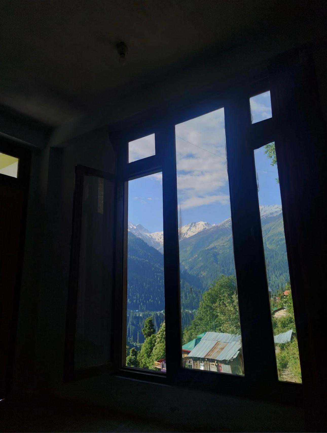 Aditya Guest House Tosh Экстерьер фото