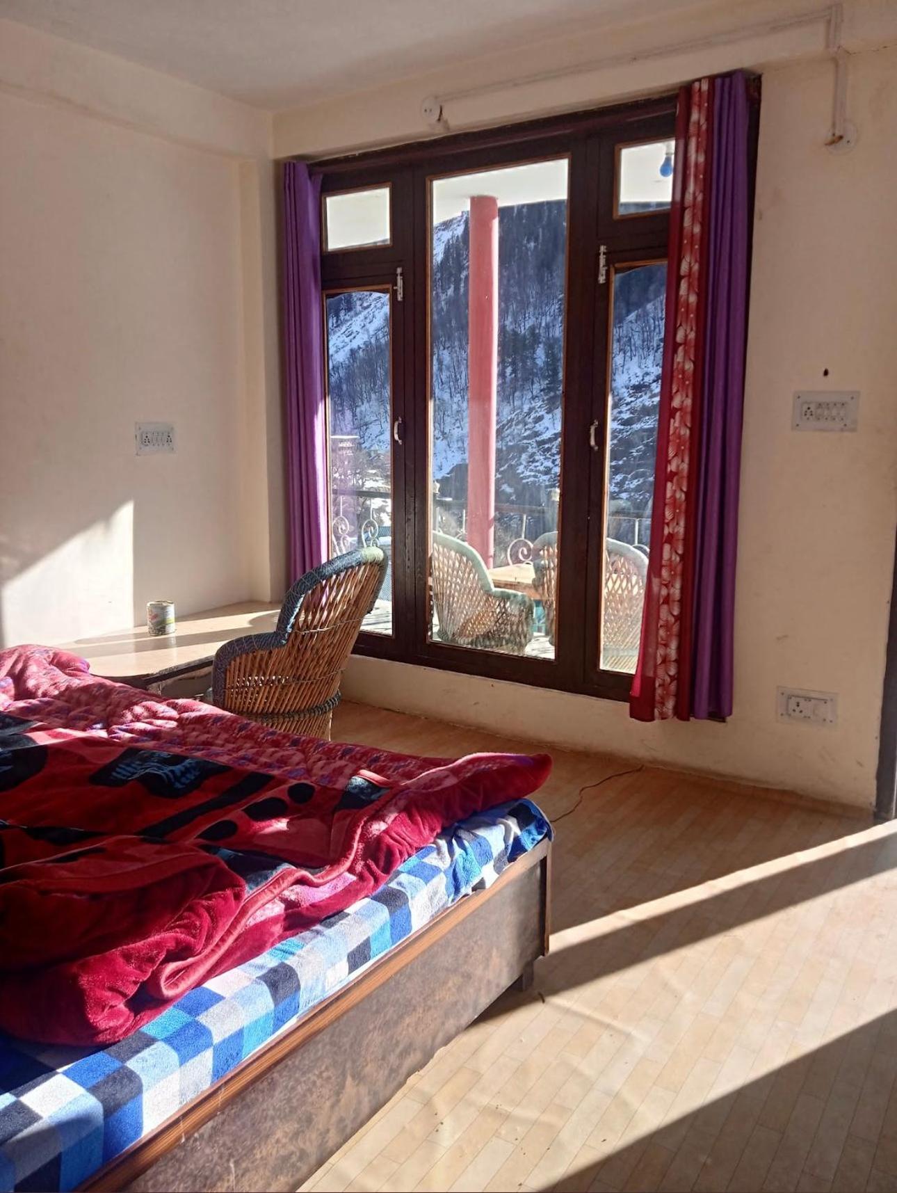Aditya Guest House Tosh Экстерьер фото